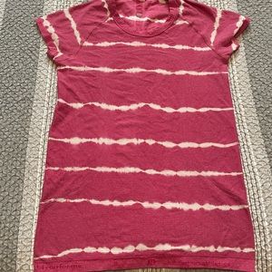 Lululemon Tech Short Sleeve Shirt Size 8